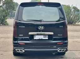 Hyundai H-1 Royale 2018 MPV 3