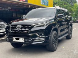 Toyota Fortuner New  4x4 2.8 GR Sport A/T 2022 SUV 3