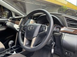 Toyota Kijang Innova 2.4V 2022 Hitam 9