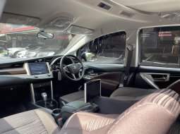 Toyota Kijang Innova 2.4V 2022 Hitam 7