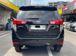 Toyota Kijang Innova 2.4V 2022 Hitam 4