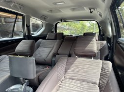Toyota Kijang Innova 2.4V 2022 Hitam 12