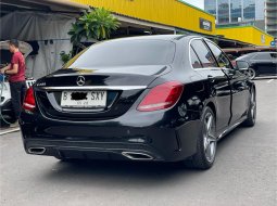 Mercedes-Benz C-Class C 200 Avantgarde Line 2018 Hitam 6