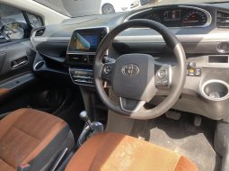 Toyota Sienta Q 2019 MPV 7
