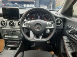 Mercy CLA200 Matic Tahun 2018 Kondisi Mulus Terawat Istimewa Seperti Baru 7