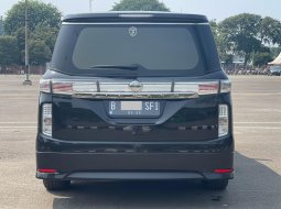 NISSAN ELGRAND HWS 2.5 AT HITAM 2014 4
