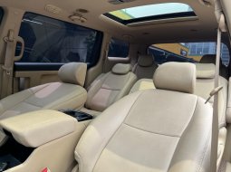 Kia Grand Sedona Ultimate 2017 Coklat 7
