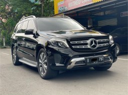 Mercedes-Benz GLS AMG GLS 63 2017 SUV 2