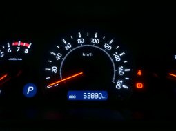 Toyota Voxy 2.0 A/T 2018 10