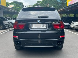 BMW X5 xDrive35i Executive 2012 SUV 4