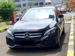 Mercedes-Benz C-Class C 200 Avantgarde Line 2016 hitam km 33 ribuan 3