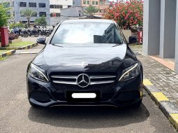 Mercedes-Benz C-Class C 200 Avantgarde Line 2016 hitam km 33 ribuan