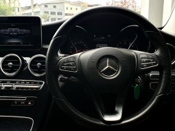 Mercedes-Benz C-Class C 200 Avantgarde Line 2016 hitam km 33 ribuan 18