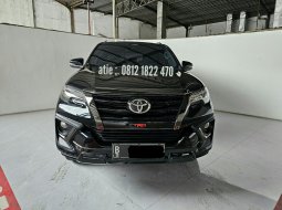 Toyota Fortuner VRZ GR TRD 2.4 diesel AT ( Matic ) 2020 Hitam Low km 49rban jakarta