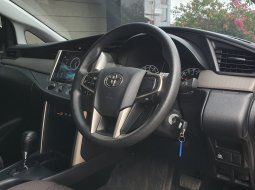 Toyota Kijang Innova 2.0 G 2022 putih bensin 9