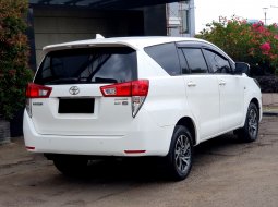 Toyota Kijang Innova 2.0 G 2022 putih bensin 4