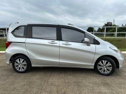 Honda Freed SD 2014 Silver 7