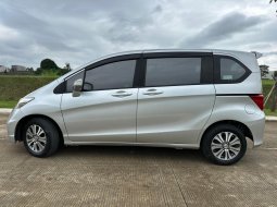Honda Freed SD 2014 Silver 8