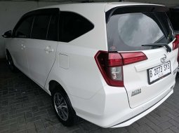 Daihatsu Sigra 1.2 R AT 2018 6