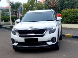 Kia Seltos All New   GT Line 2021 putih km 25 ribuan pajak panjang 3