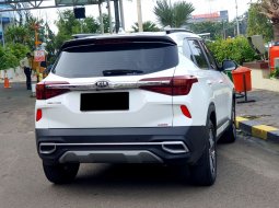 Kia Seltos All New   GT Line 2021 putih km 25 ribuan pajak panjang 6