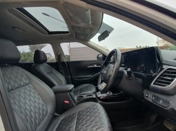 Kia Seltos All New   GT Line 2021 putih km 25 ribuan pajak panjang 18