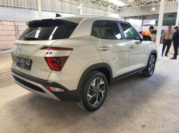 JUAL CEPAT Hyundai Creta Style AT 2022 Silver 5
