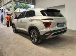 JUAL CEPAT Hyundai Creta Style AT 2022 Silver 6