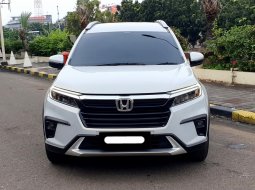 Honda BR-V Prestige CVT 2022 putih matic cash kredit proses bisa dibantu