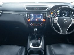 JUAL Nissan X-Trail 2.5 CVT 2018 Silver 8