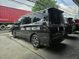 Toyota Voxy 2.0 AT ( Matic ) 2019 Hitam km 68rban plat ganjil jakarta timur  siap  pakai 5