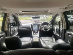 Mitsubishi Pajero Sport Dakar 4x2 AT 2018 Hitam 8