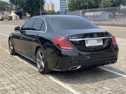 Mercedes-Benz C-Class C200 2018 Hitam 7
