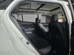 Hyundai Creta Prime AT ( Matic ) 2022 Putih Km 50rban plat ganjil  bekasi 9
