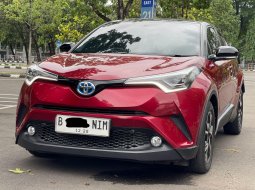 TOYOTA CHR HYBIRD AT 2021 DIJUAL CEPAT TERMURAH 3