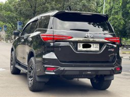 FORTUNER GR SPORT 2.8 AT 2022 DIJUAL CEPAT TERMURAH 6