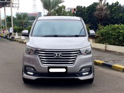 Hyundai H-1 2.5L CRDi Royale 2019 abu diesel km 75 ribuan