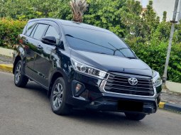 Toyota Kijang Innova V 2021 hitam km 5 ribuan 2
