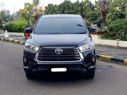 Toyota Kijang Innova V 2021 hitam km 5 ribuan