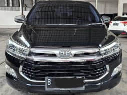 Toyota Innova 2.4 V A/T ( Matic Diesel ) 2020 Hitam Tangan 1 Good Condition