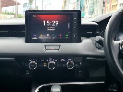Honda HR-V 1.5 Spesical Edition 2022 hitam se km 23 ribuan 8