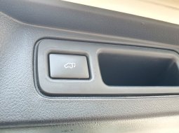 Toyota Fortuner 2.4 VRZ AT 2018 putih km47 ribuan 18
