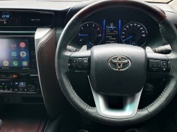 Toyota Fortuner 2.4 VRZ AT 2018 putih km47 ribuan 10