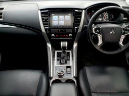 Mitsubishi Pajero Sport NewDakar Ultimate 4x4 A/T 2022 hitam diesel 12