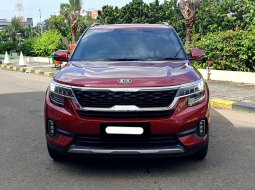 Kia Seltos EX Plus 2021 sunroof merah km 28 ribuan