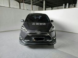 Toyota Sienta Q AT ( Matic ) 2016 Abu² Tua / grey km 98rban jakarta timur