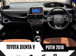 Toyota Sienta V 2018