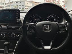 Honda Accord 1.5L 2022 putih km 38 ribuan cash kredit proses bisa dibantu 9