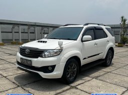 Toyota Fortuner 2.4 TRD AT 2013 8
