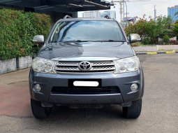 Toyota Fortuner G 2008 manual diesel abu